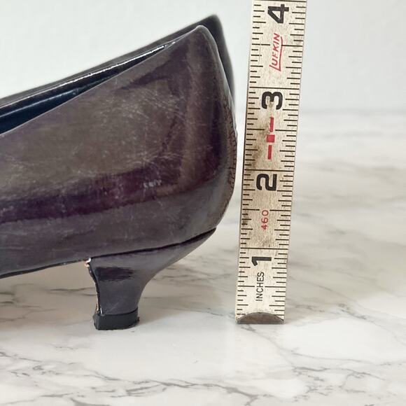 VANELI Narrow Marbled Navy Patent Leather Kitten Heels‎ Women's Size 8.5 NARROW - Picture 12 of 12